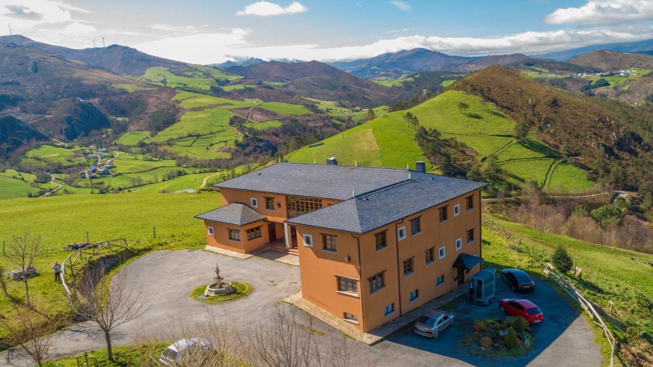 Hotel Rural Yeguada Albeitar Villayón Buitenkant foto